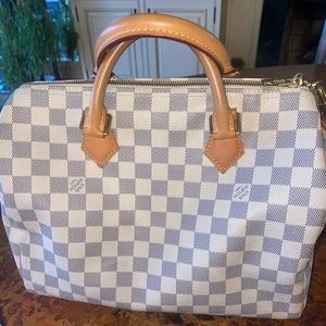 LOUIS VUITTON BAG — AUTHENTIC